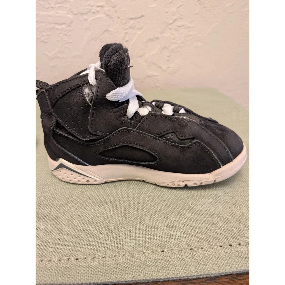 Kids Jordan True Flight‎ Black White Shoes Toddler Size 9C